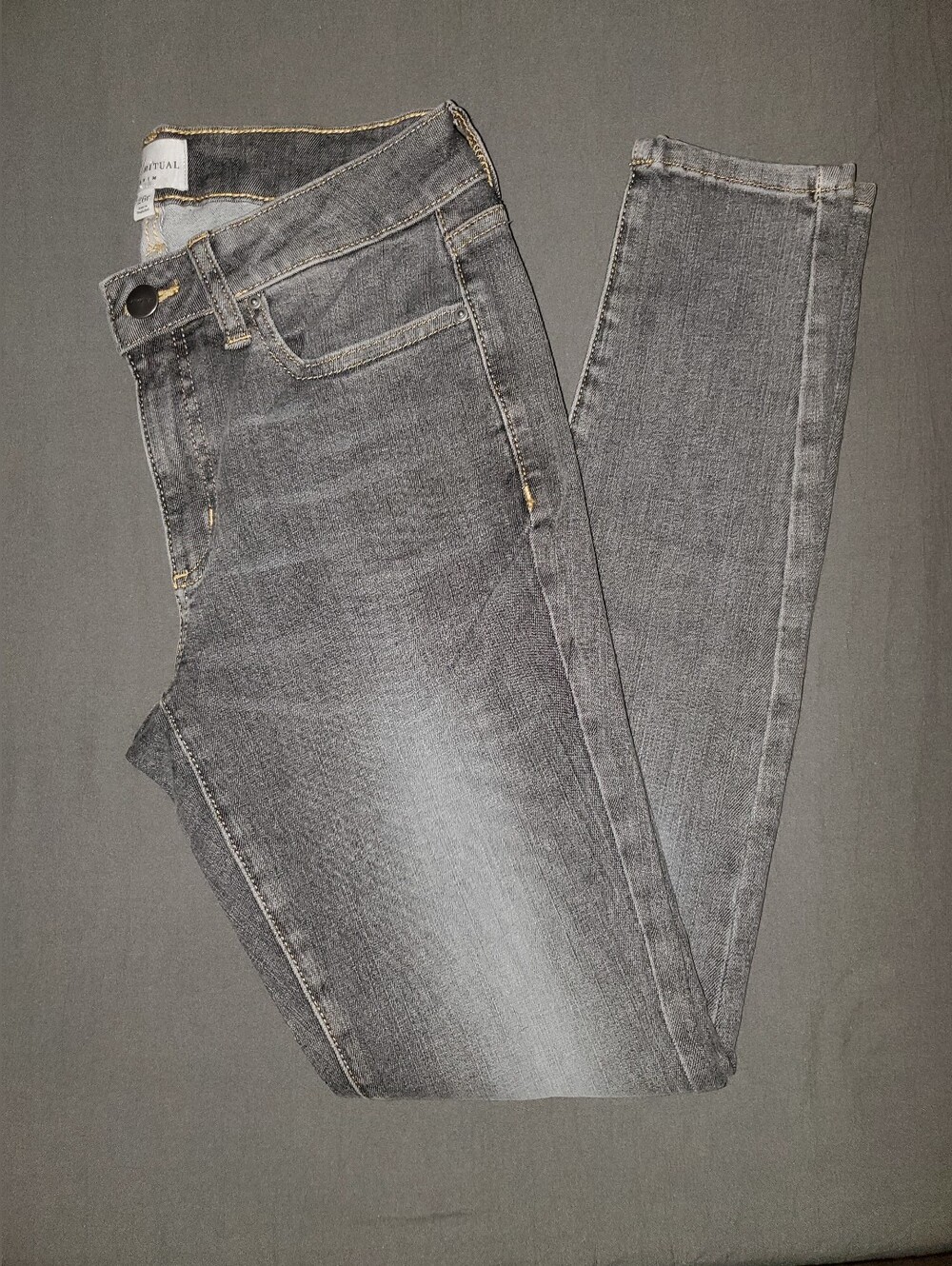 Daily Ritual WoMen's Skinny Jeans in Steel Gray